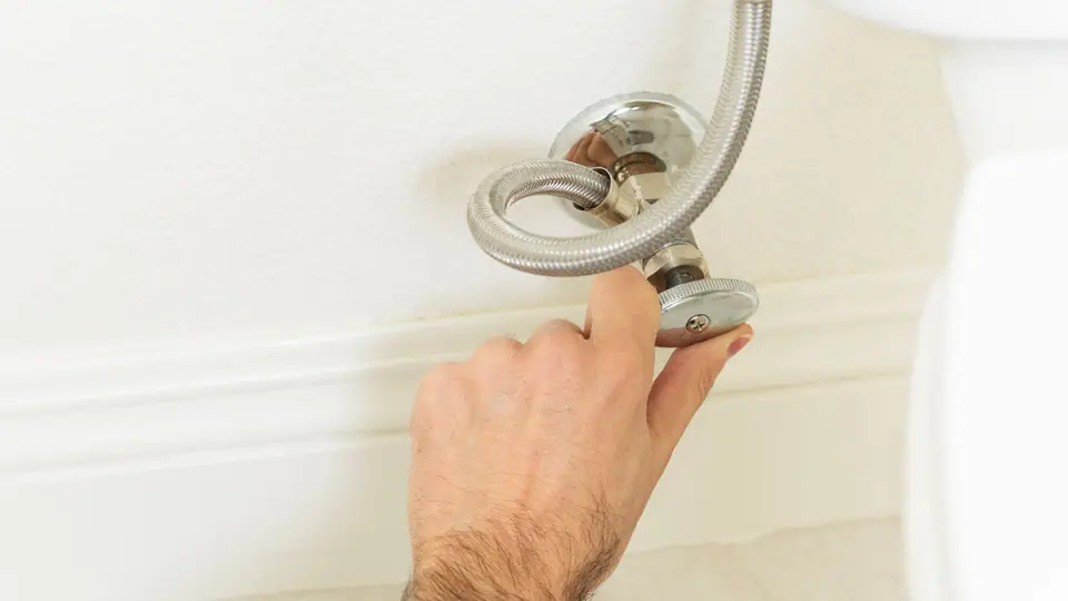 Toilet supply line