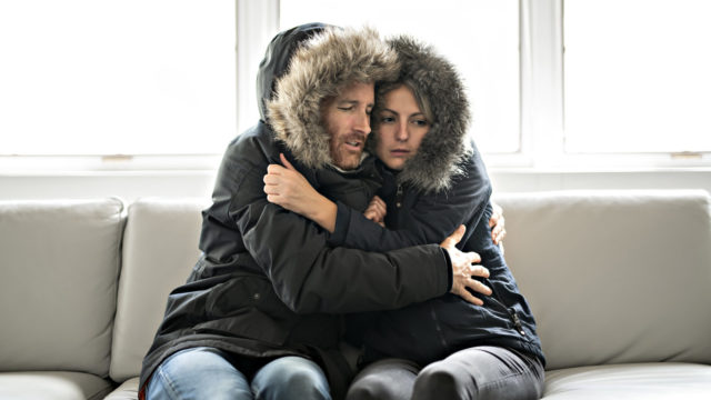 furnace-blowing-cold-air